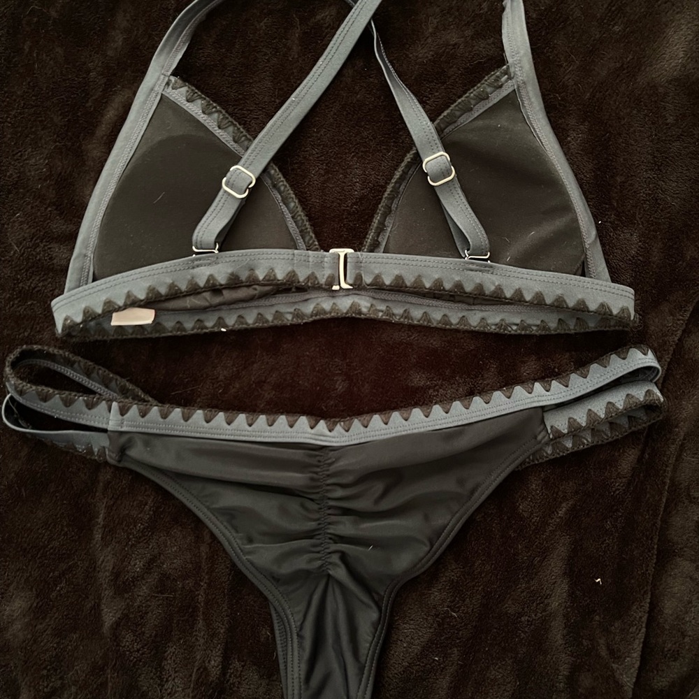 Ron Jon’s bikini set!